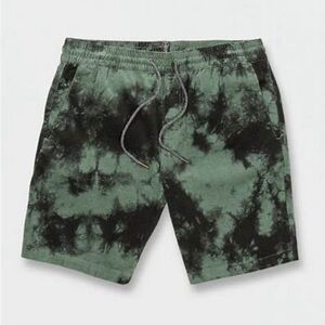 VOLCOM Frickin Mens Volley Shorts Size Large NWT